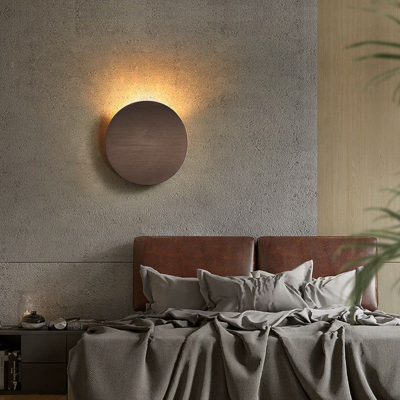 Hulda - Simple Bedside Lamp Round